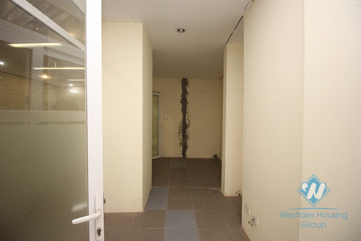 Office with 165sqm for rent in Hoan Kiem, Ha Noi